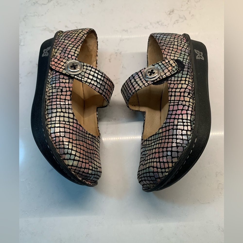 Algeria Iridescent Colorful Squares Mary Jane Shoes Size 41 - Picture 5 of 8